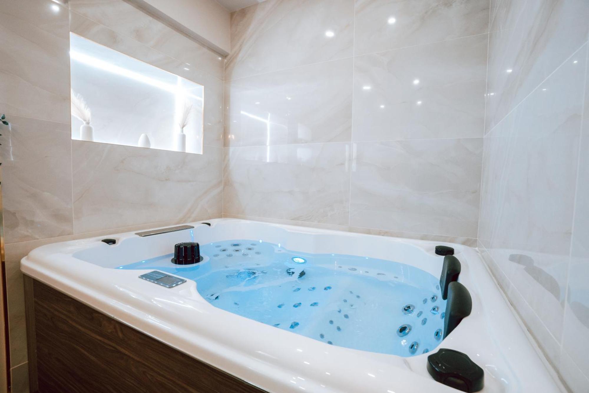 Edera Spa リュエイユ＝マルメゾン エクステリア 写真