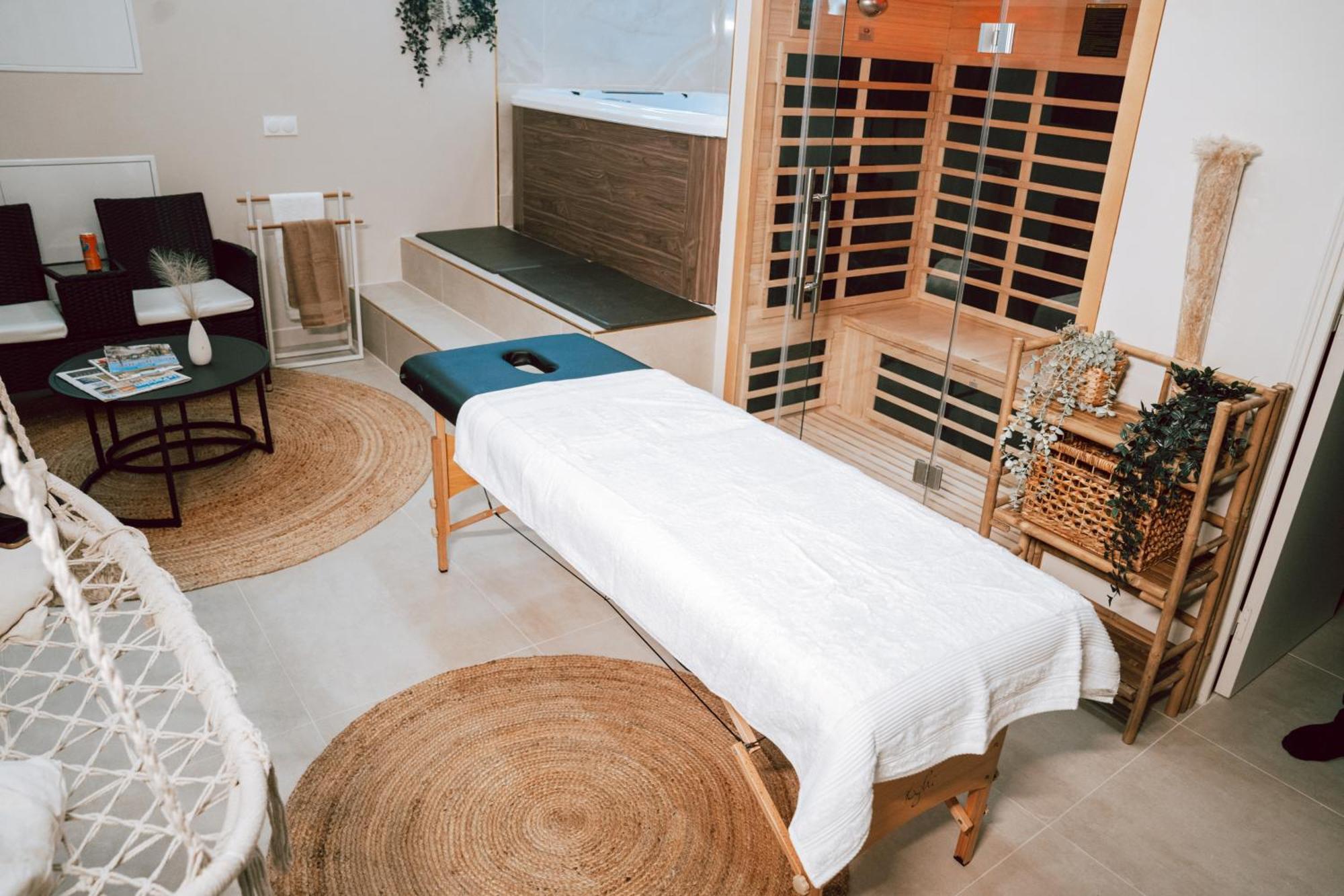 Edera Spa リュエイユ＝マルメゾン エクステリア 写真
